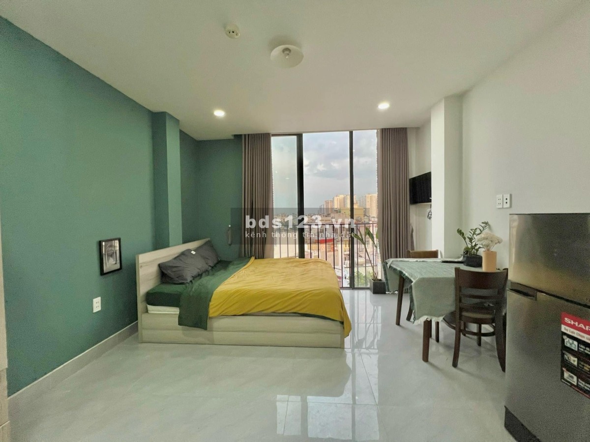 Cho thuê căn studio ban công rộng, view đẹp, cửa khóa vân tay tại Phan Văn Trị, LH 03563922xx