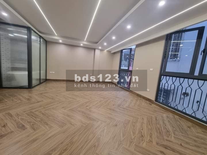 Nhà Đẹp Kinh Doanh Nguyễn Chí Thanh, Đống Đa 55m, 8 tầng, mt 6.7m, giá 19.5 tỷ.