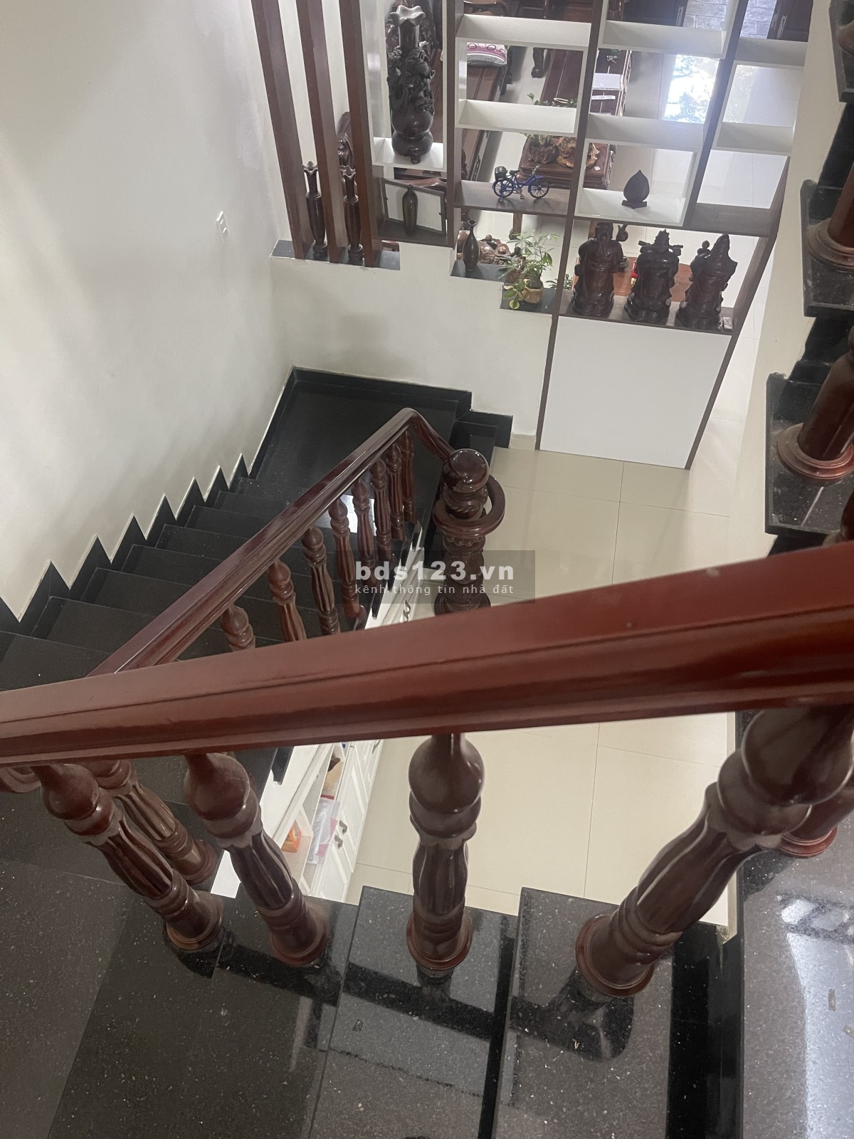 Chính chủ bán nhà 3 tầng đường Vũ Hữu, Q. Hải Châu, TP.Đà Nẵng. Giá 9,6 tỷ