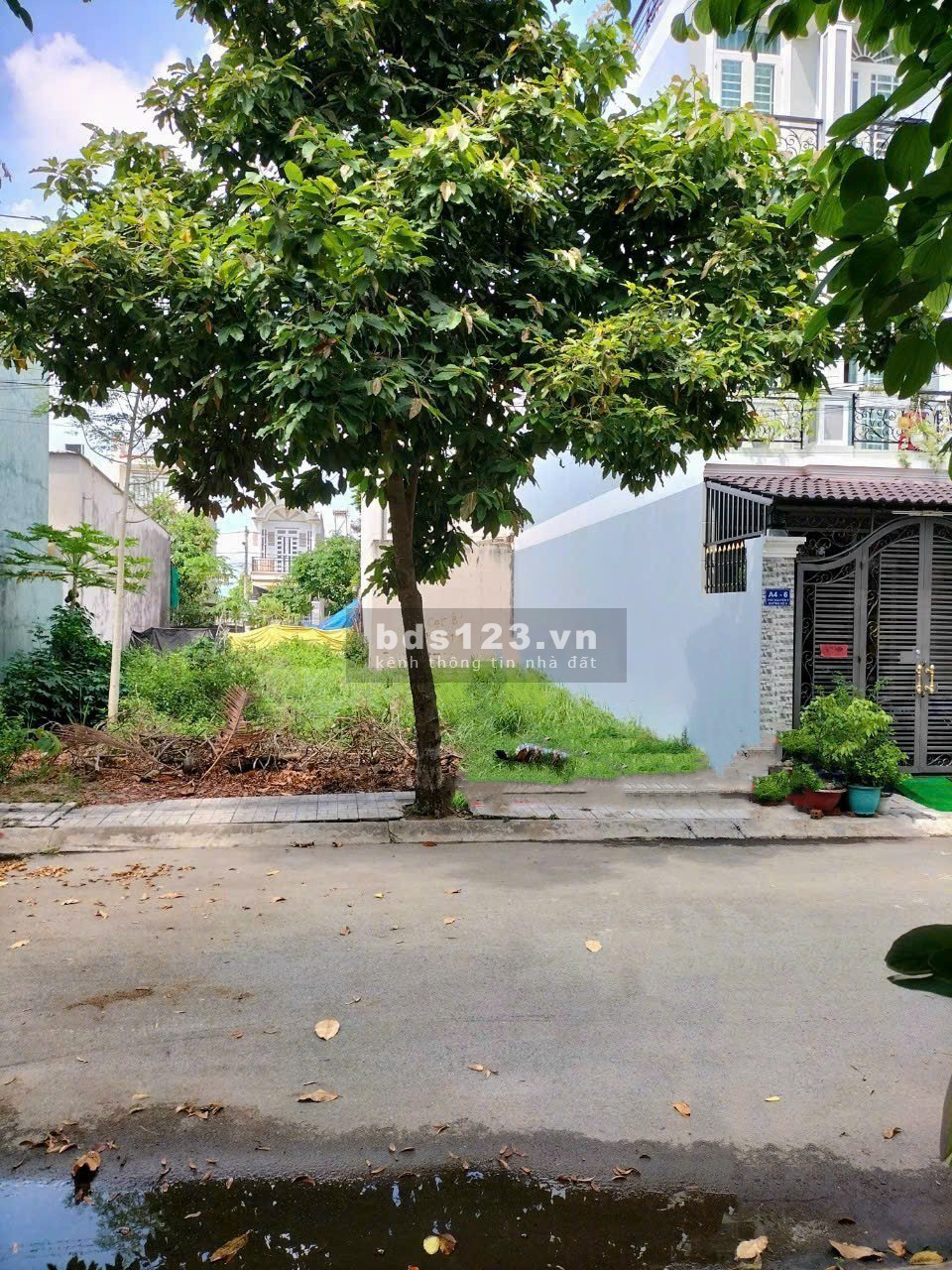 Sổ hồng tiền sang tên công chứng, thổ cư 100% xây dựng tự do