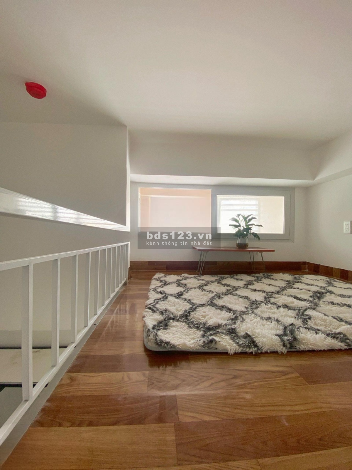 Cho thuê CHDV có gác, DT 30m2, full nội thất, giá thuê 4.7 triệu/tháng