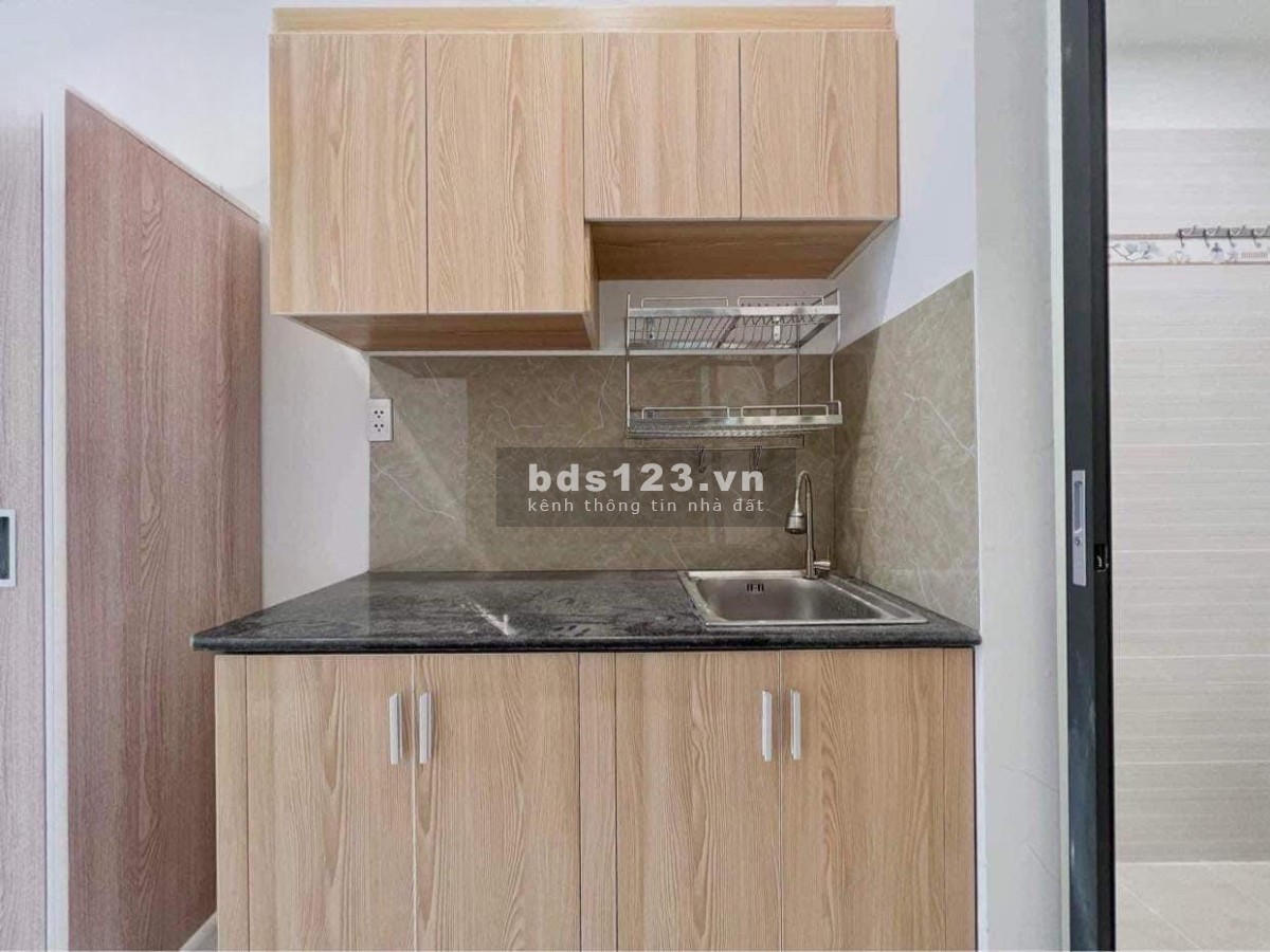 Cho thuê CHDV hẻm 47 Bùi Đình Túy, full nội thất, ban công thoáng, ưu đãi giảm ngay 1tr8