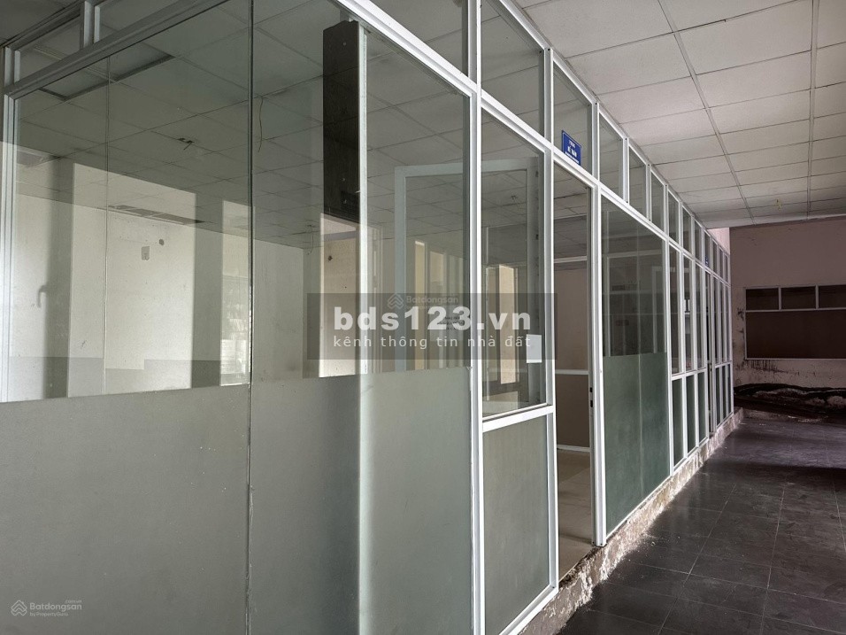 Cho thuê kho xưởng ngay tại Big C Long Biên