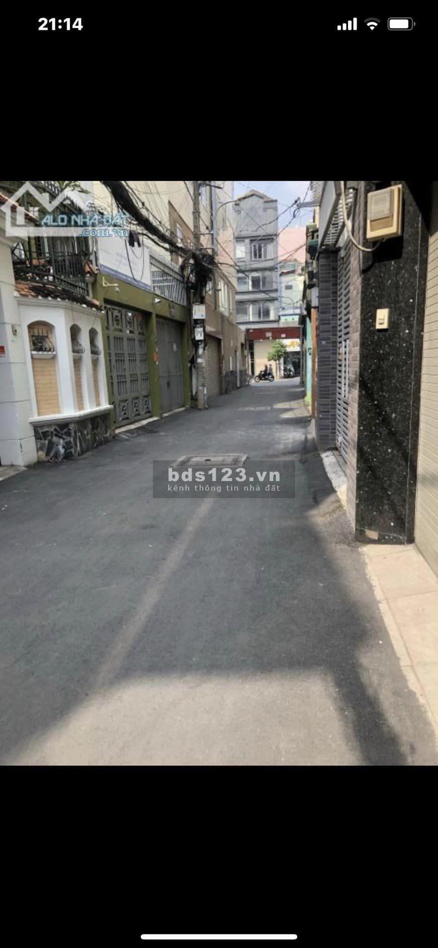 (Bán nahnh) 52m2, 4 tầng, 4PN, 5WC, đường Hồ Văn Huê, Phường 9. Giá chỉ 12.5 tỷ.