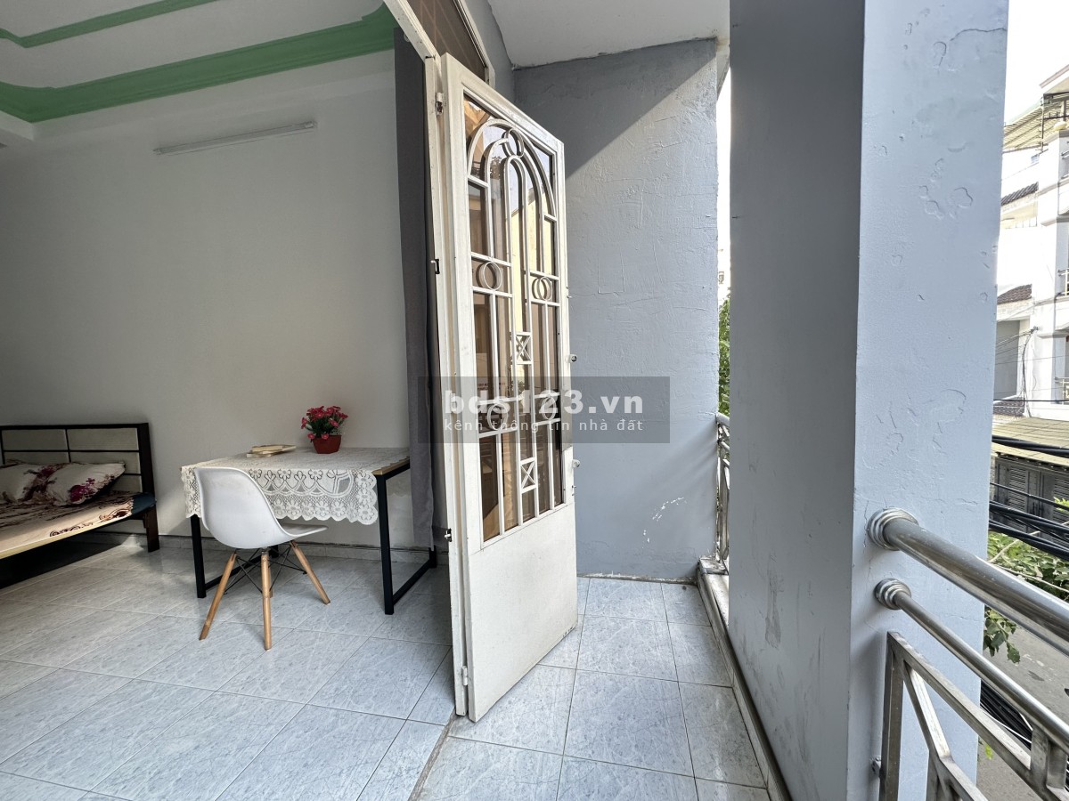 Cho thuê căn hộ mini full nội thất tại Huỳnh Tấn Phát, Quận 7 DT siu rộng 40m2 có ban công