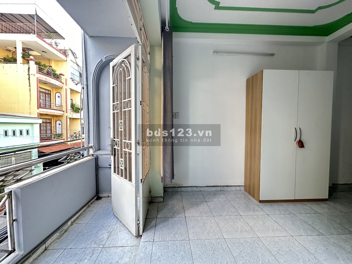Cho thuê căn hộ mini full nội thất tại Huỳnh Tấn Phát, Quận 7 DT siu rộng 40m2 có ban công