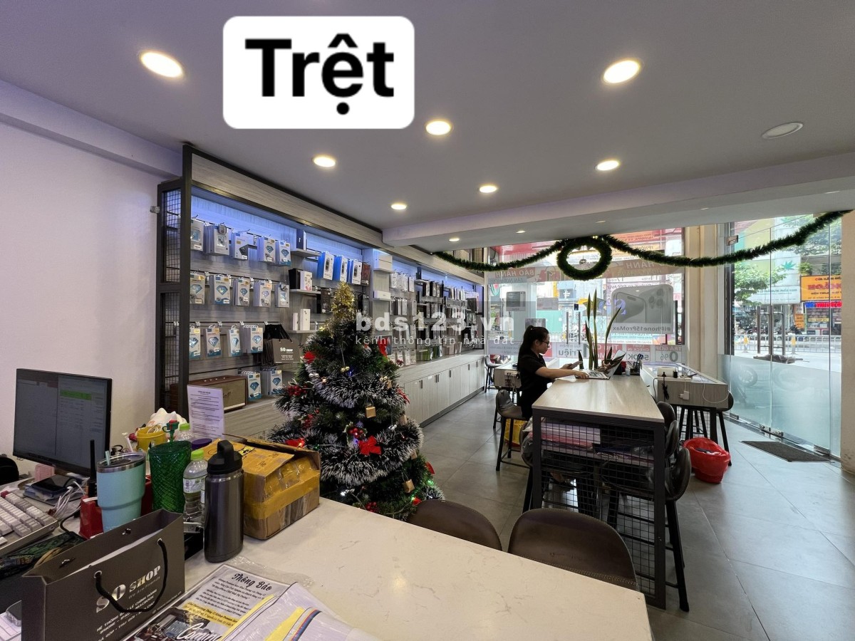 Mặt Tiền VIP Nhà Nguyên Căn 690 Lê Hồng Phong (DTSD 180m2) Ngay Ngã tư 3/2