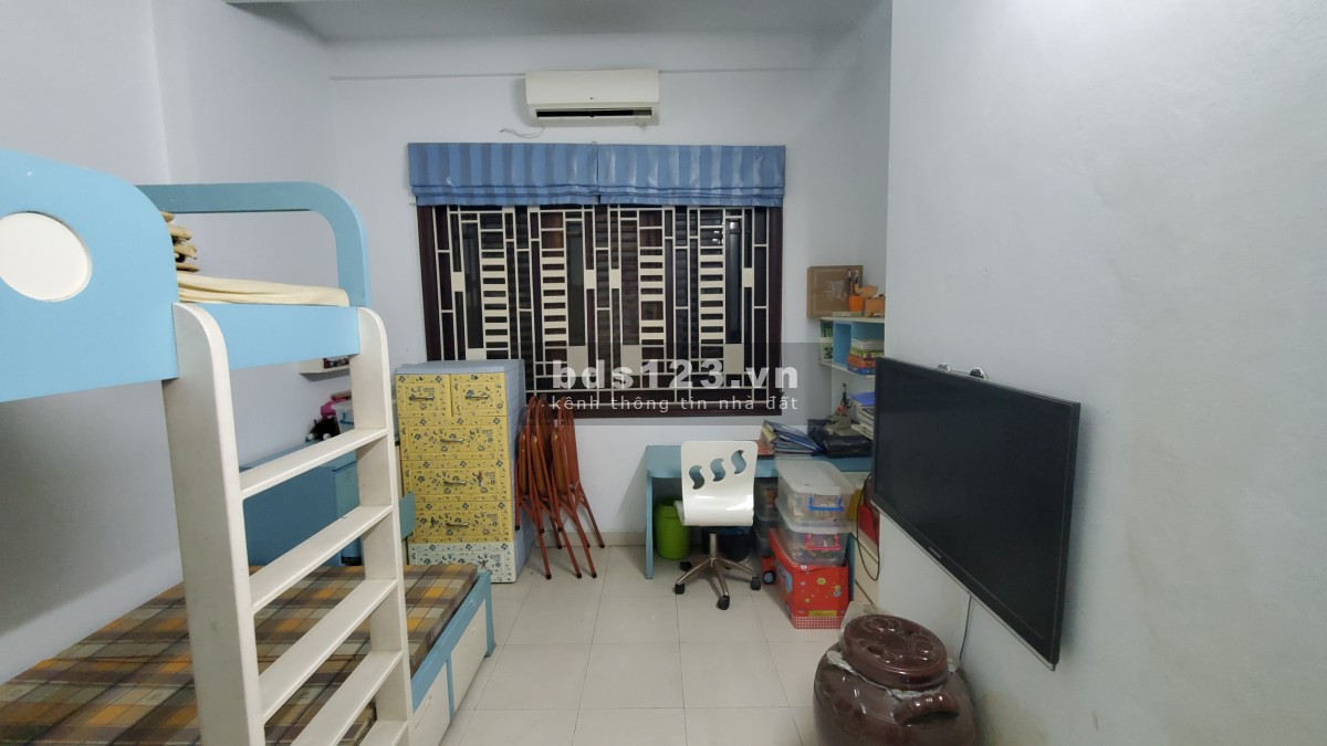 Cho thuê nhà riêng 3,5 tầng, 170m2, 3 phòng ngủ, full đồ xịn, giá chỉ 12,5 tr/tháng
