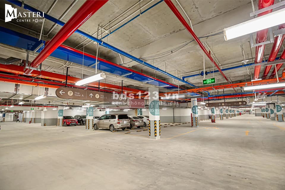 Bán căn hộ 2PN, DT 75m2, view nội khu, full nội thất tại Masteri Centre Point Quận 9
