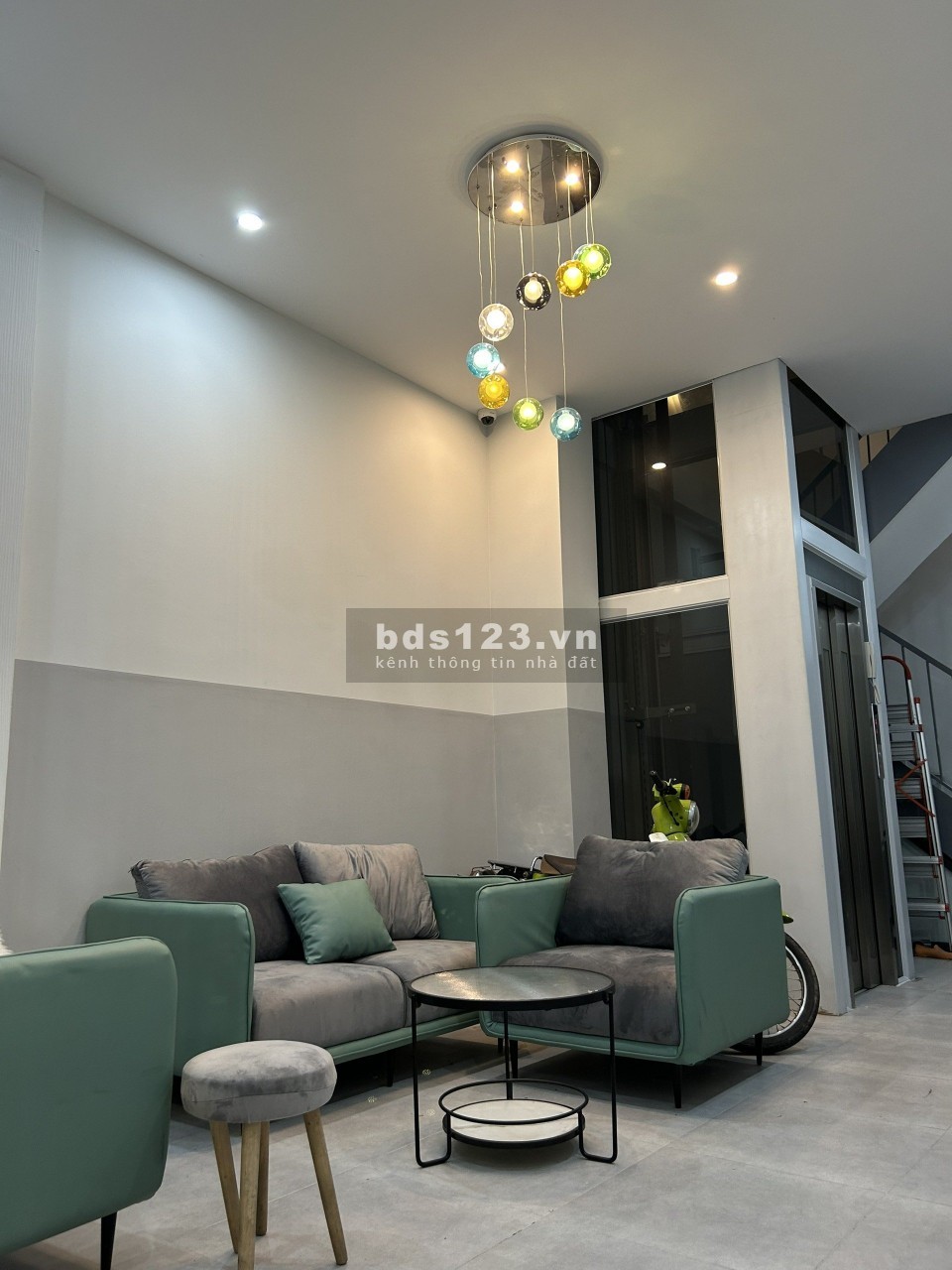 Bán CHDV 72m2, kết cấu 7 tầng, thang máy xịn, full thiết bị cao cấp tại Đống Đa, Hà Nội