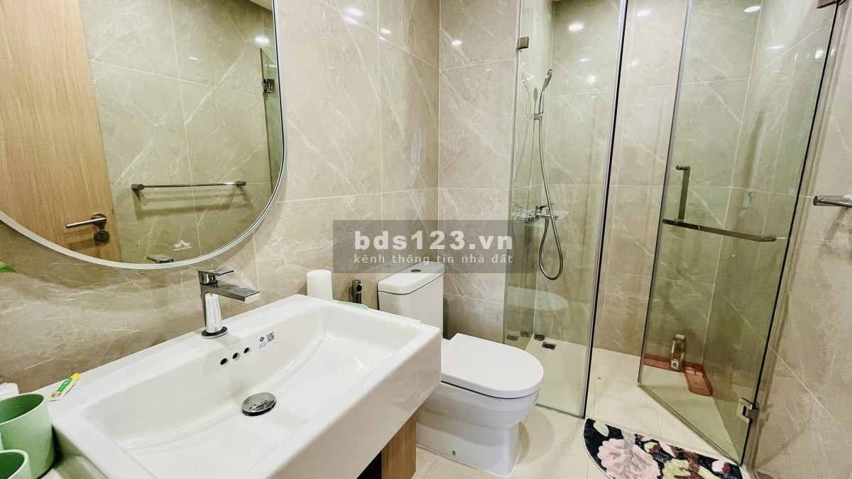 Bán căn hộ 2PN Masteri Centre Point, vị trí tầng trung, view hồ bơi, thuộc tòa C