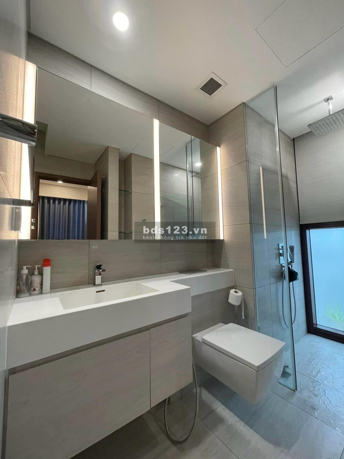 Bán căn hộ 1PN, 50m2, full nội thất tại Galleria Metropole Thủ Thiêm Quận 2