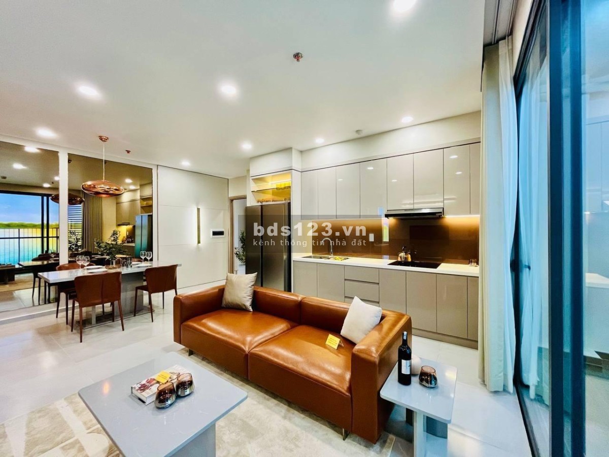 Bán căn hộ 3PN Mt Eastmark City Quận 9, DT 95.7m2, tầng 16, view nội khu, giá 44 triệu/m2