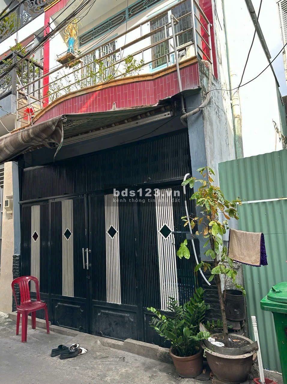Bán nhà gần chợ Trần Hữu Trang, Phú Nhuận 3.7 x 10, giá 5.4 tỷ