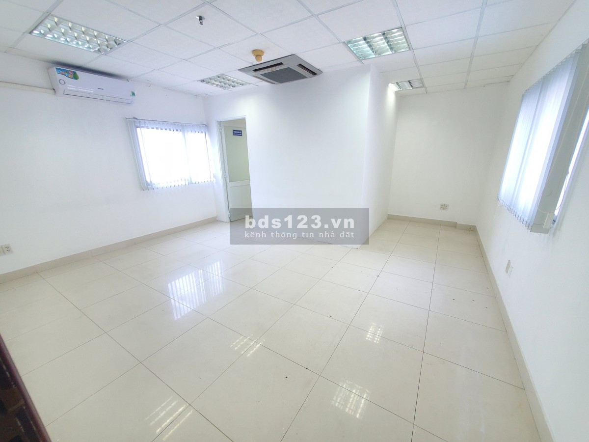 Văn phòng cho thuê Quận Bình Thạnh - giá rẻ - diện tích nhỏ gọn ngay trung tâm đi các Quận tại TpHCM