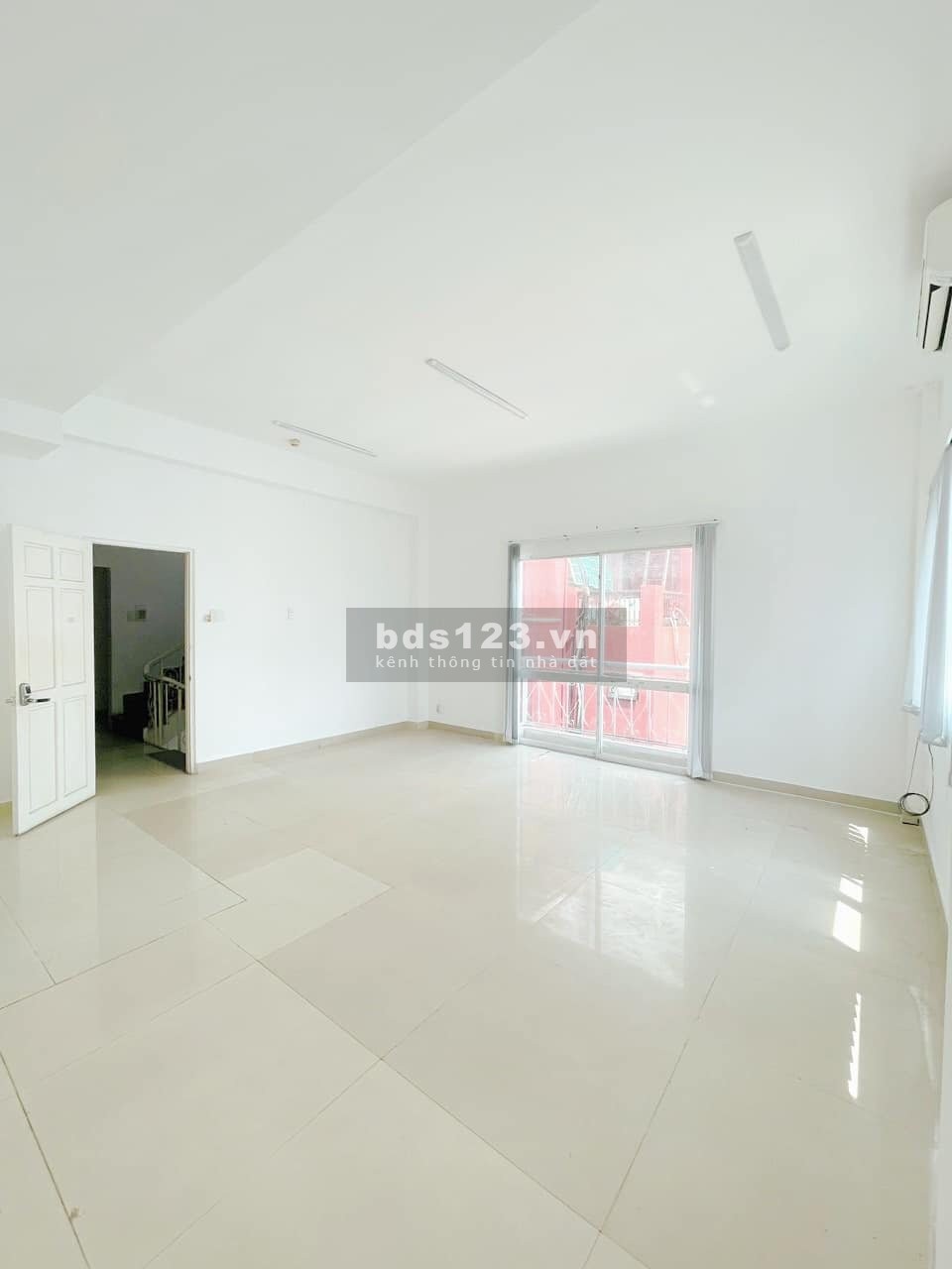Cho thuê văn phòng Đinh Công Tráng, Quận 1 - TP Hồ Chí Minh 30m2 giá 12.00 Triệu