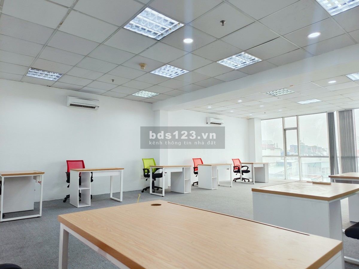 Cho thuê văn phòng Hoàng Văn Thụ, Quận Phú Nhuận - TP Hồ Chí Minh 95m2 giá 33 Triệu