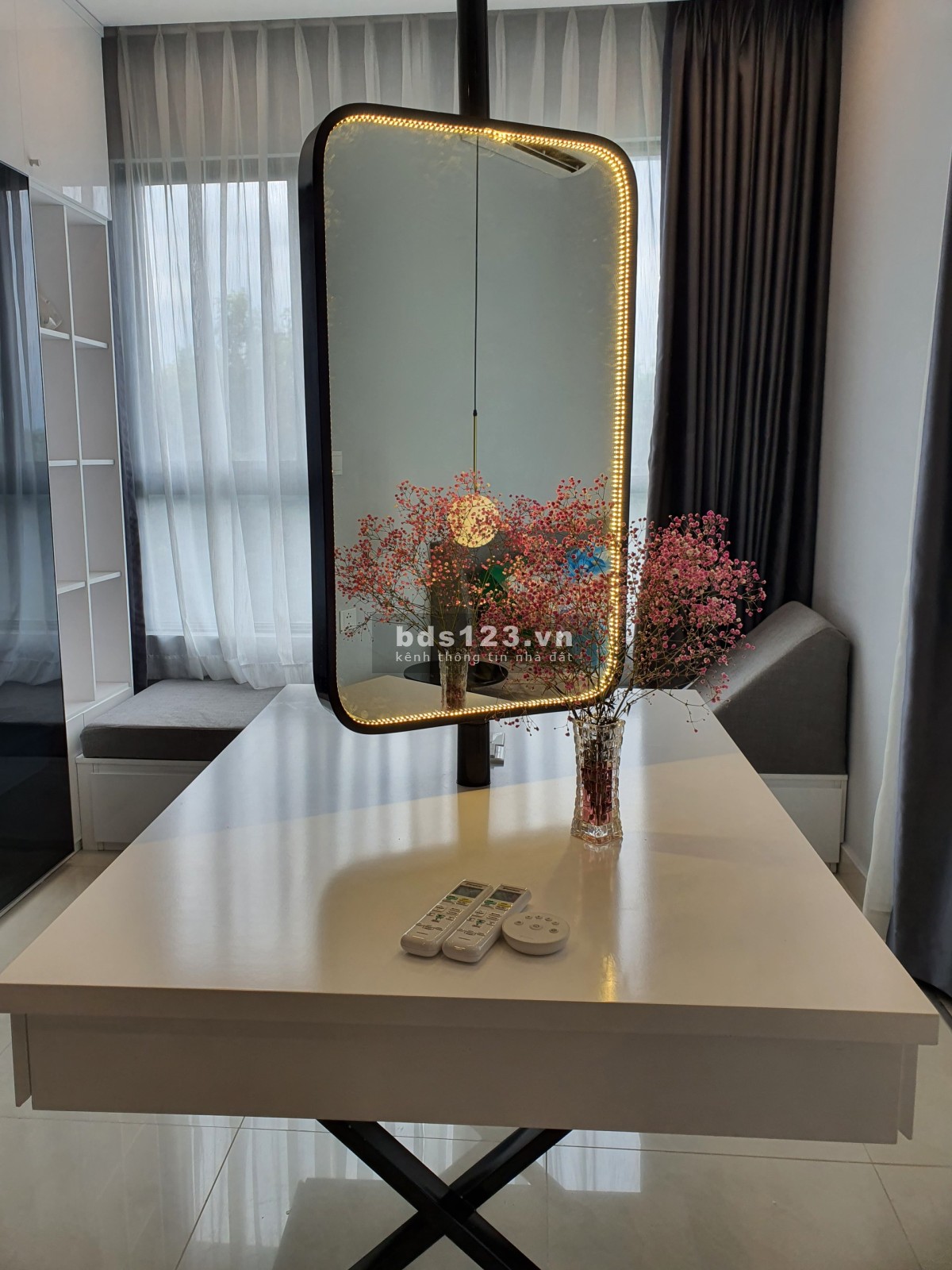 Emerald cho thuê căn hộ 1pn, 1wc nội thất cơ bán giá 10 triệu
