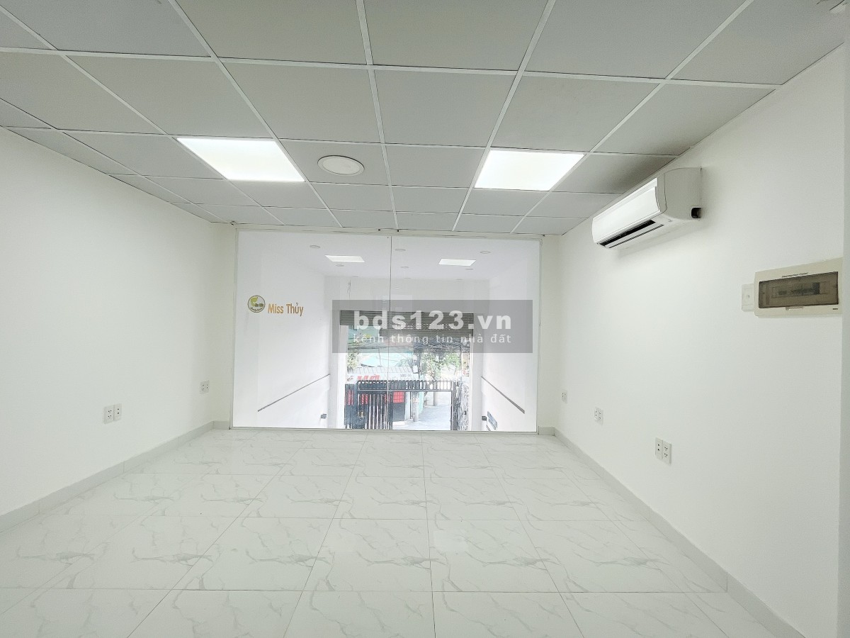 Cho thuê văn phòng Trần Quang Diệu, Quận 3 - TP Hồ Chí Minh 45m2 giá 12.00 Triệu