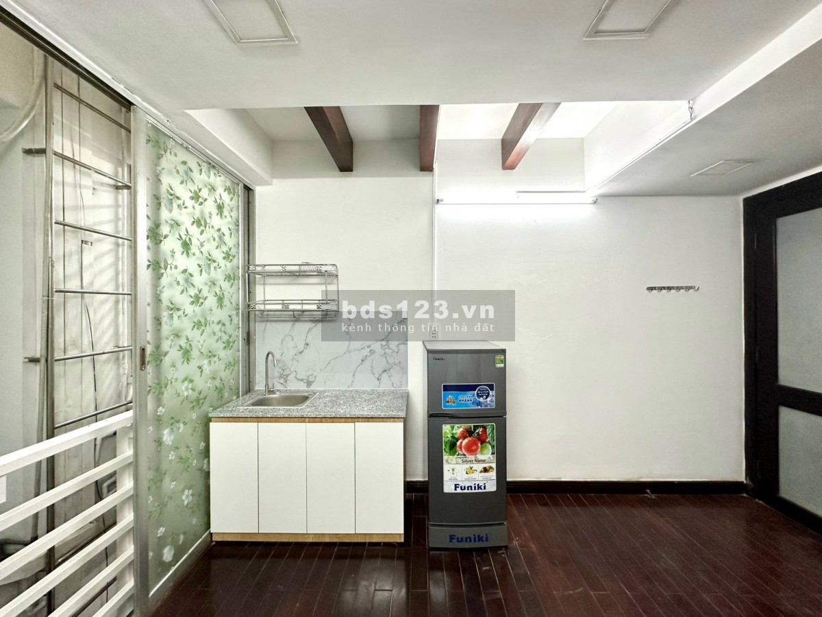 Phòng Căn Hộ DV Đủ Nội Thất 224/20 Lý Thường Kiệt, P.14, Q.10 (DT: 20m2 – 30m2 - Ngay ngã tư 3/2)