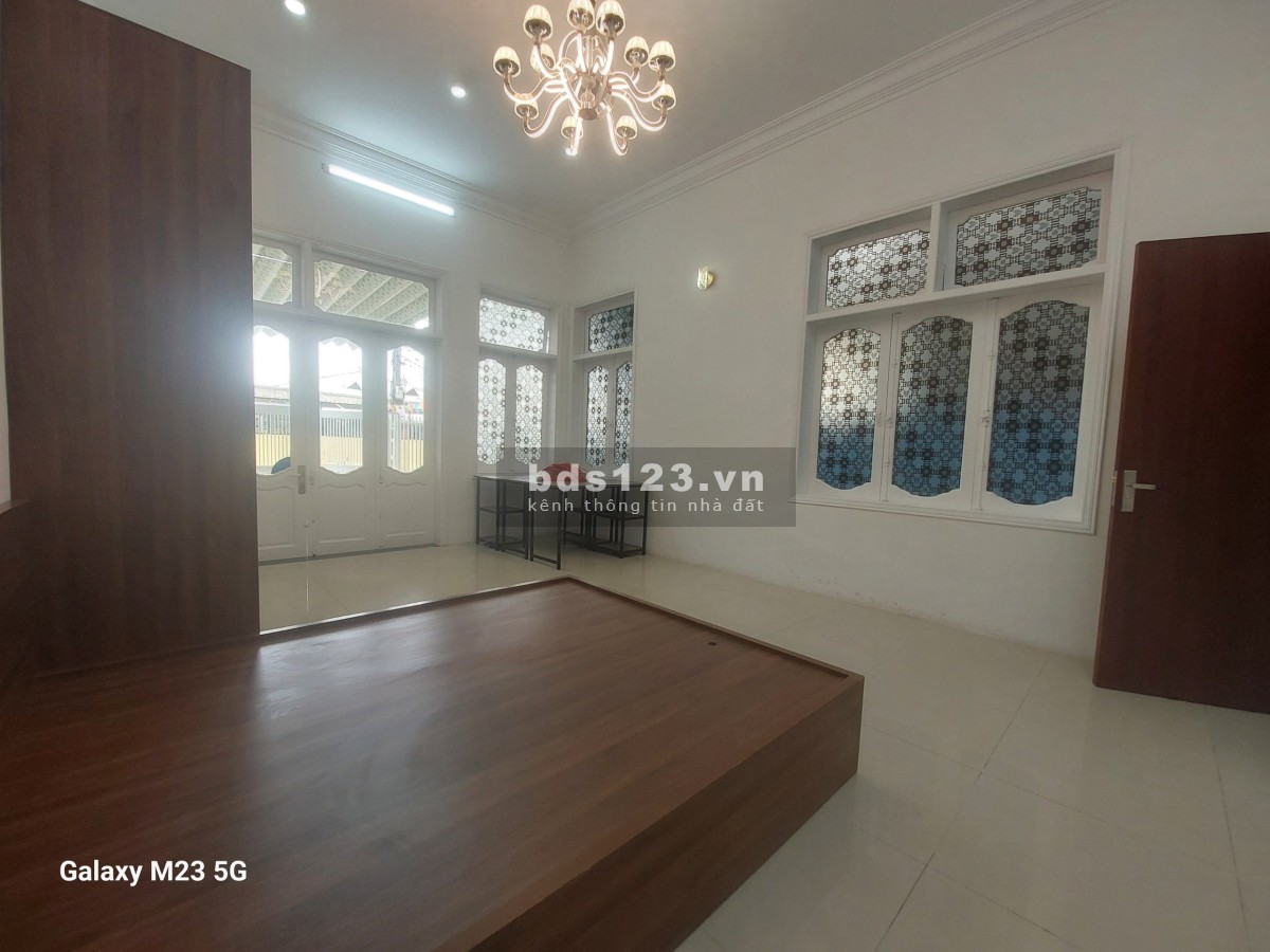 Cho thuê phòng của nhà 587/5 Hoàng Diệu, đường 5m, cách chợ 40m, trung tâm quận Hải Châu