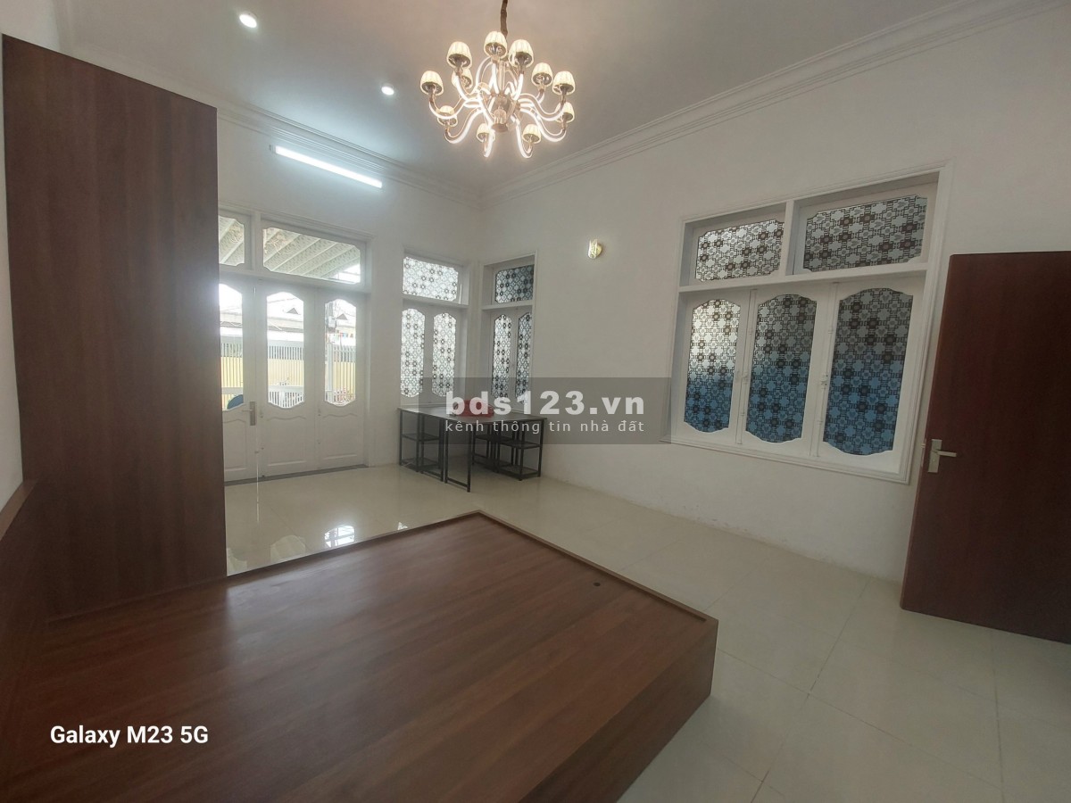 Cho thuê phòng của nhà 587/5 Hoàng Diệu, đường 5m, cách chợ 40m, trung tâm quận Hải Châu