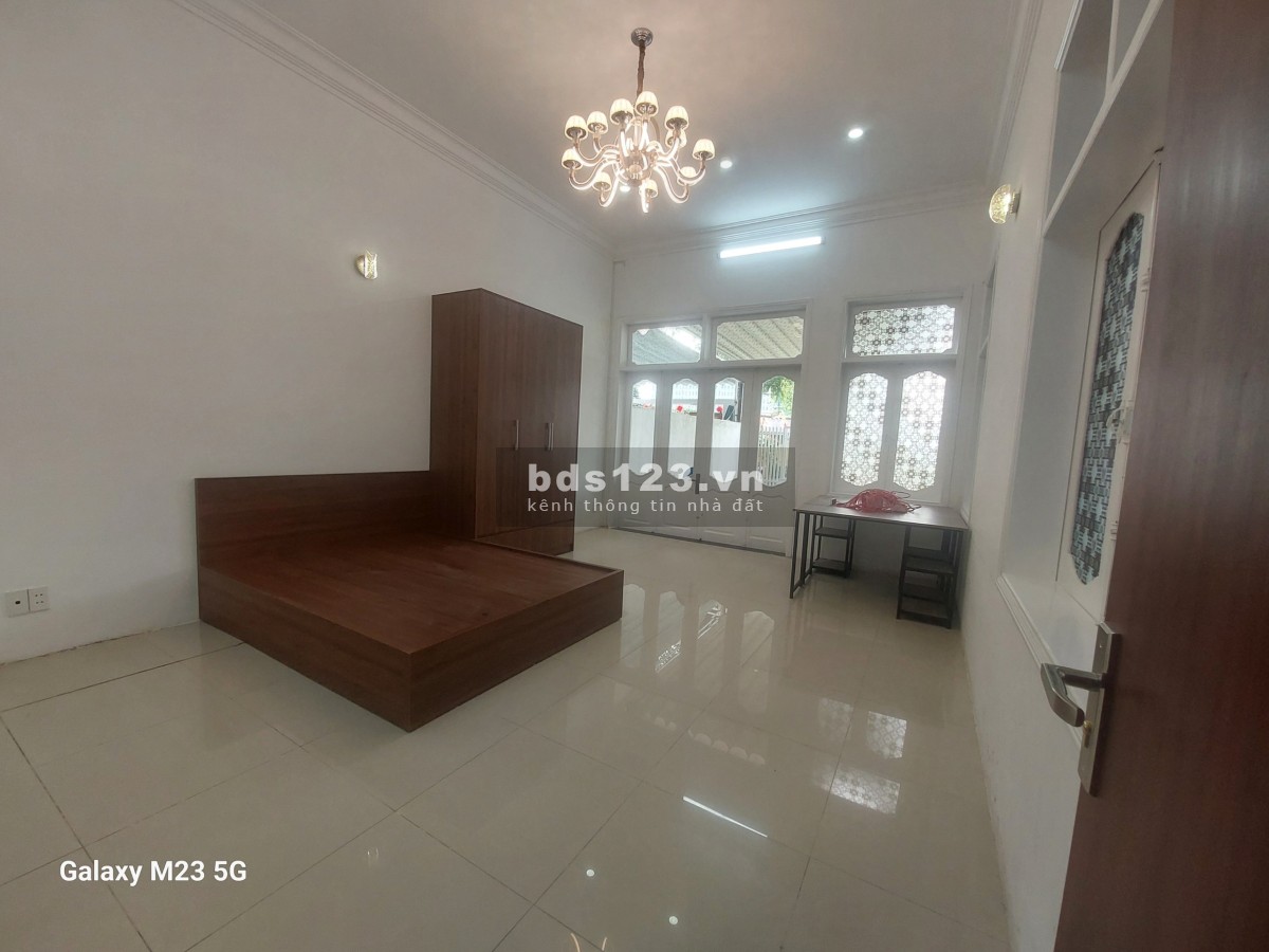 Cho thuê phòng của nhà 587/5 Hoàng Diệu, đường 5m, cách chợ 40m, trung tâm quận Hải Châu