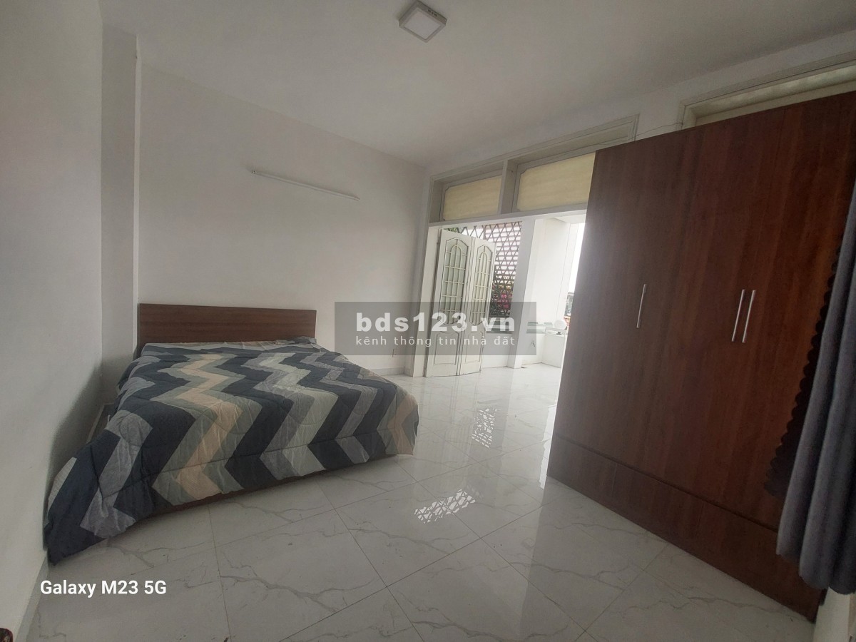 Cho thuê phòng của nhà 587/5 Hoàng Diệu, đường 5m, cách chợ 40m, trung tâm quận Hải Châu