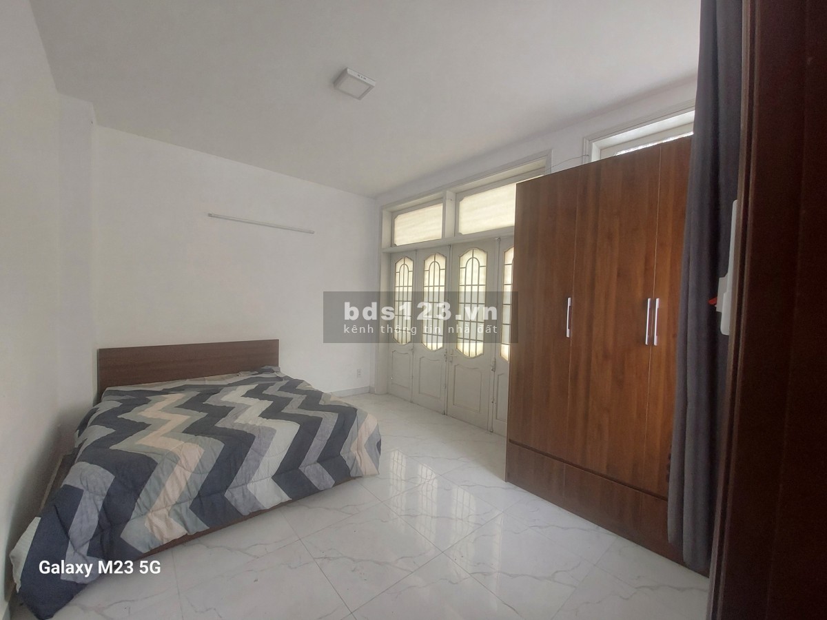 Cho thuê phòng của nhà 587/5 Hoàng Diệu, đường 5m, cách chợ 40m, trung tâm quận Hải Châu