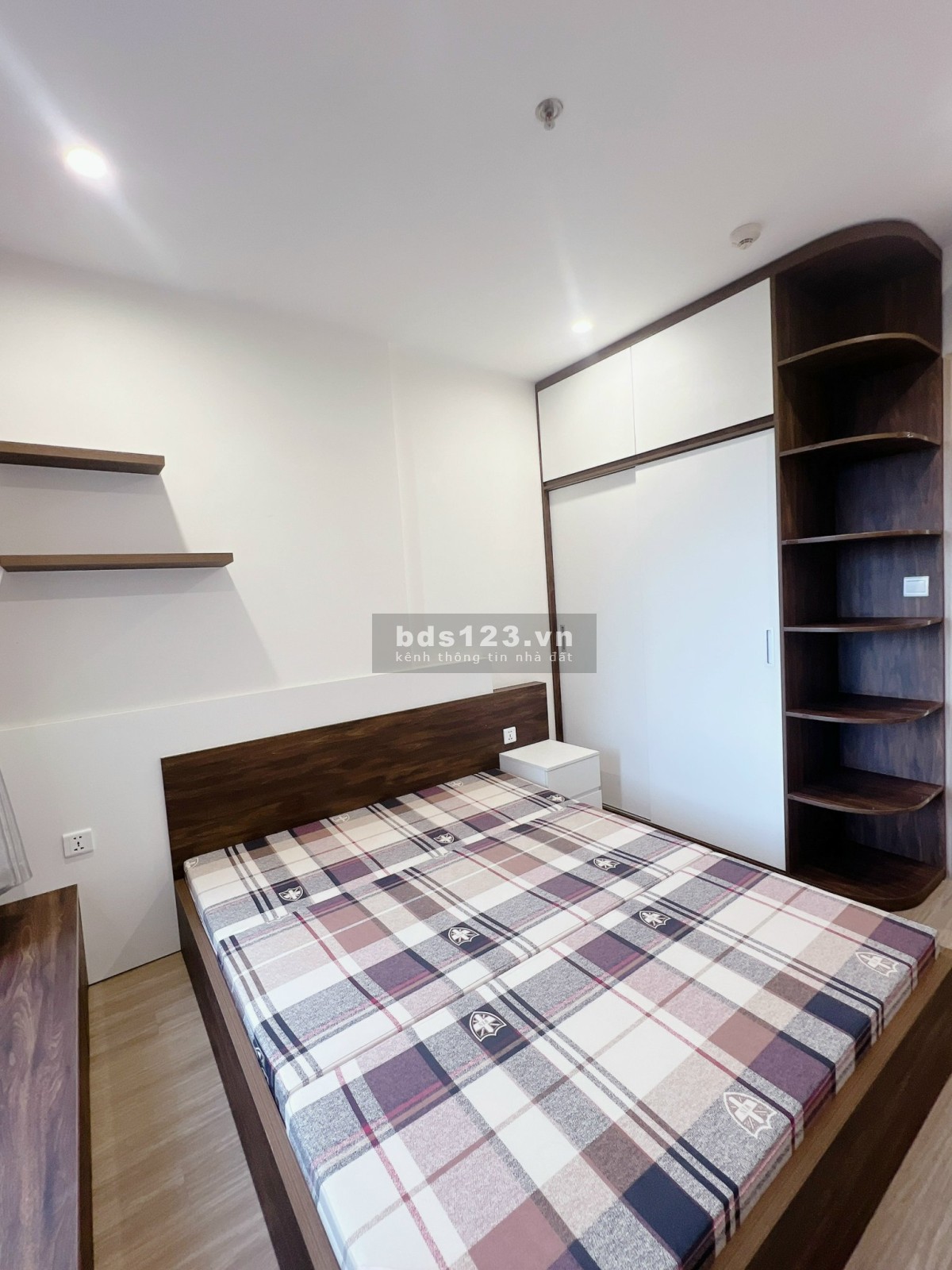 Chính chủ gửi bán căn hộ 1N+, Full nội thất, giá tốt nhất thị trường, Vinhomes Ocean Park.