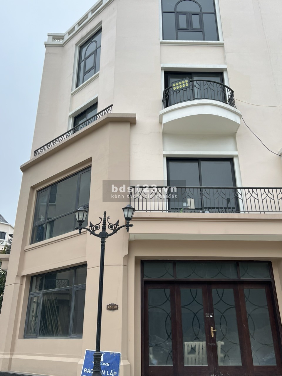 Bán căn LK góc CX1 138m sát vách Vinschool, TTTM Vincomes tại Vinhomes OCP2- The Empire 18 tỷ