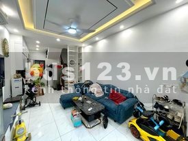 Bán nhà siêu hiếm Ngọc Thụy - Diện tích 41m2, giá nhỉnh 3 tỷ