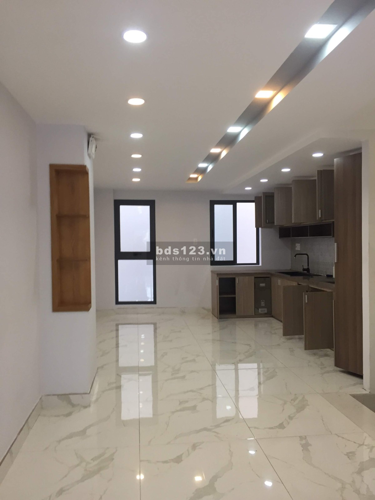 Bán nhà mặt tiền nội bộ 3.5 tấm khu dân cư cao cấp Bình Tân