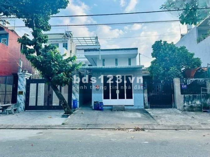 Bán nhà trọ Bình Dương, MT đường Huỳnh Thị Tươi, DT 122m2, vỉa hè cây xanh, giá chỉ 3.15 tỷ