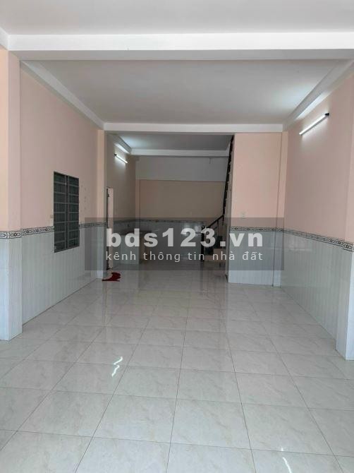 Bán nhà trọ 150m2, 100% thổ cư, ngay KCN Bàu Bàng, giá bán 1.3 tỷ, LH 09895651**
