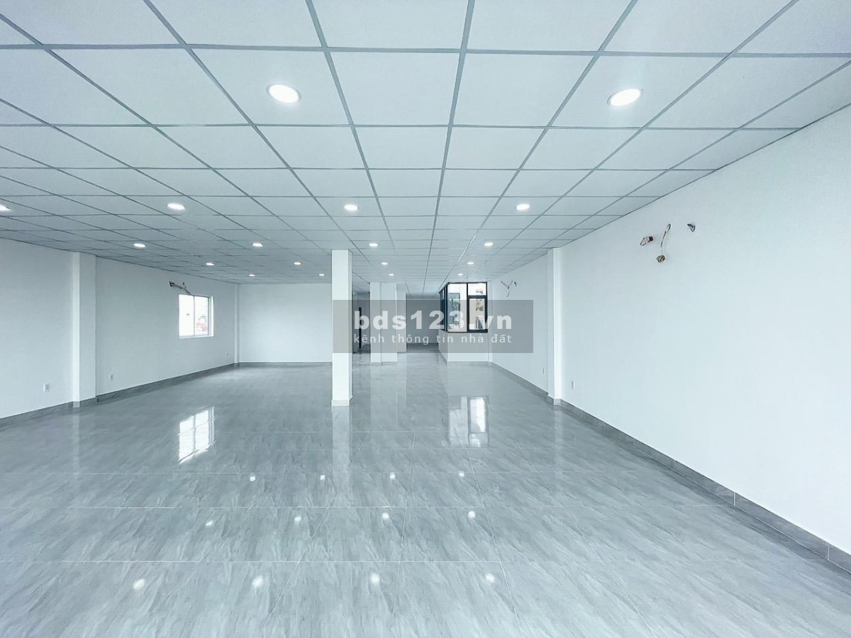 Cho thuê văn phòng đường Hai Bà Trưng, Quận 1 - TP Hồ Chí Minh 155m2