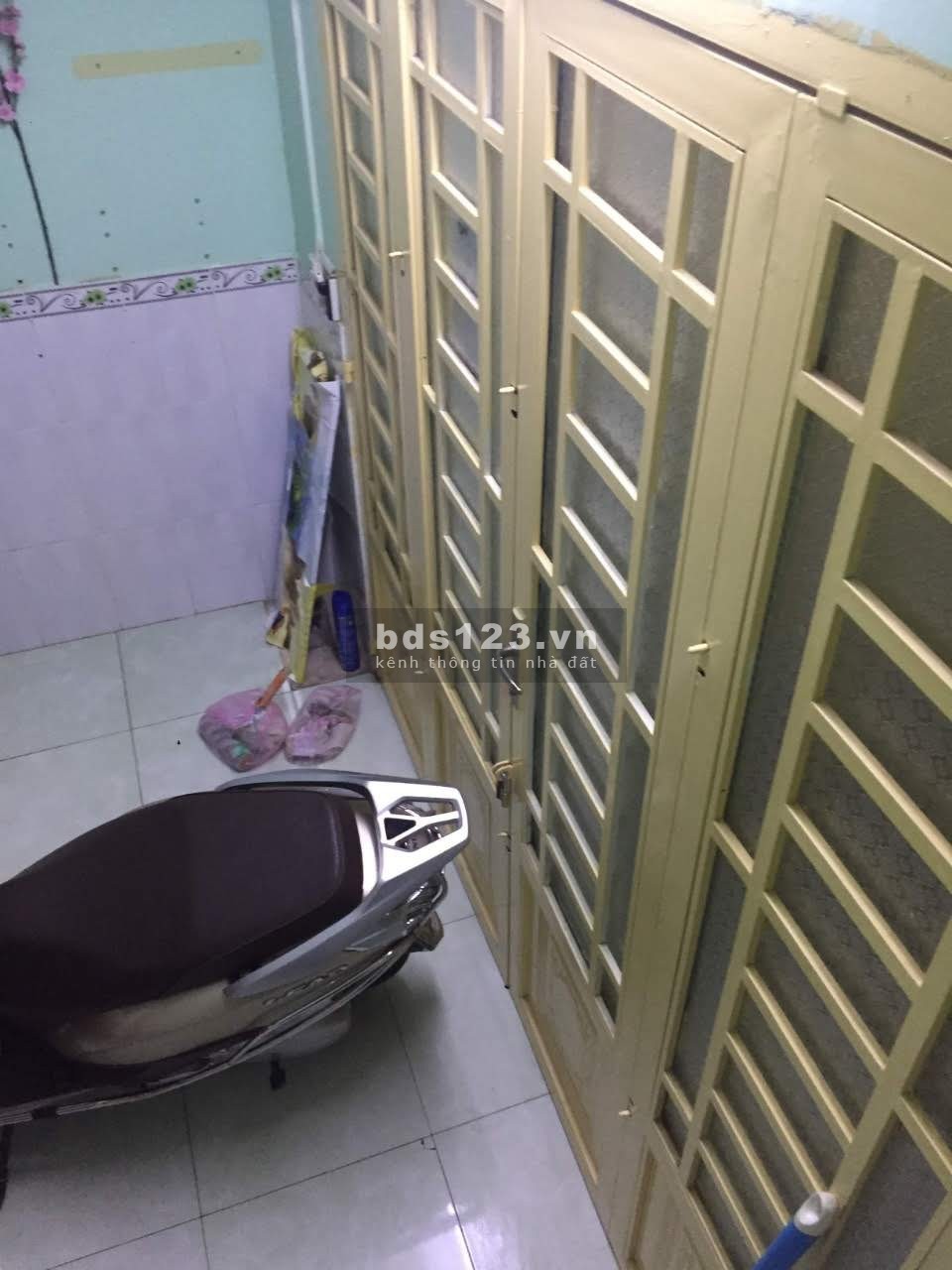 Chính chủ cần bán nhà nhỏ 12m trong hẻm