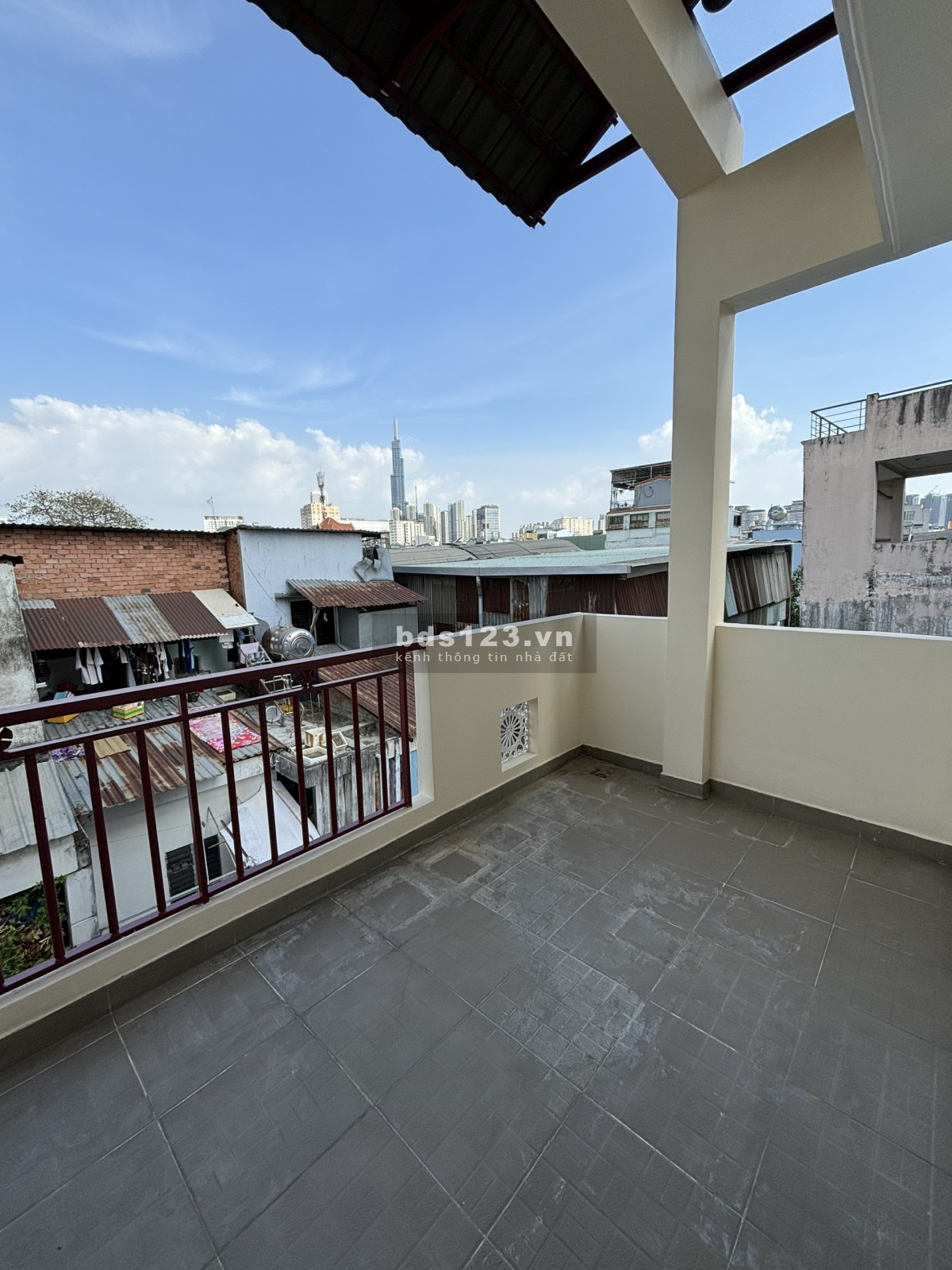 Nhà mới, hẻm xe hơi, 4PN 4WC + 2P đa năng, 20/ Đinh bộ Lĩnh thông XVNT, 0938764277
