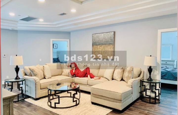 Nhà đẹp mặt tiền đường Lê Văn Sỹ - 5 tỷ x thương lượng