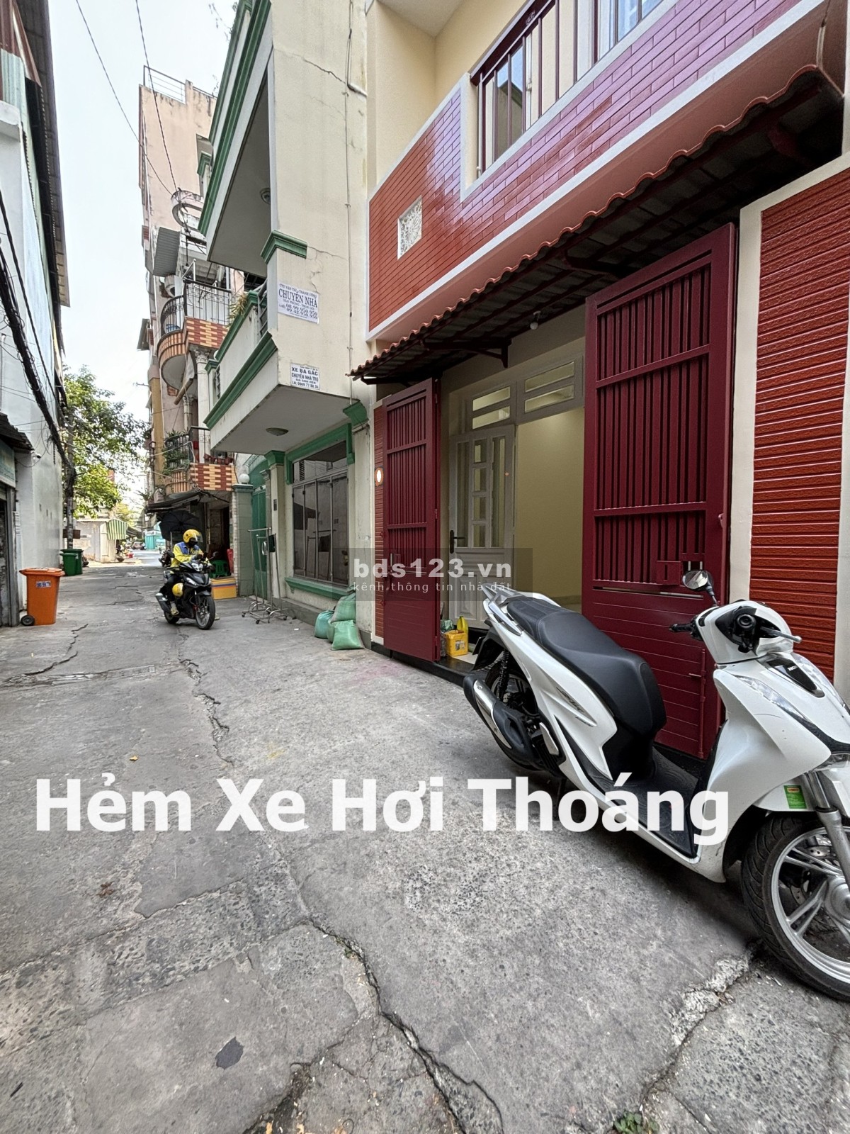 Nhà mới, hẻm xe hơi, 4PN 4WC + 2P đa năng, 20/ Đinh bộ Lĩnh thông XVNT, 0938764277