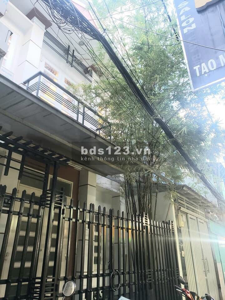 Nhà đẹp tại Huỳnh Văn Bánh, Phú Nhuận, mặt tiền hơn 6m, 5.2x13, 3 tầng, giá 7.3 Tỷ