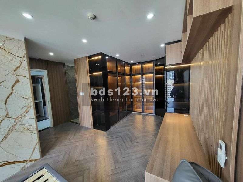 Vinhomes Smart City bán căn tòa s105, 3 ngủ 2 vs full đồ 108m2 giá 5tỷ2 bao phí