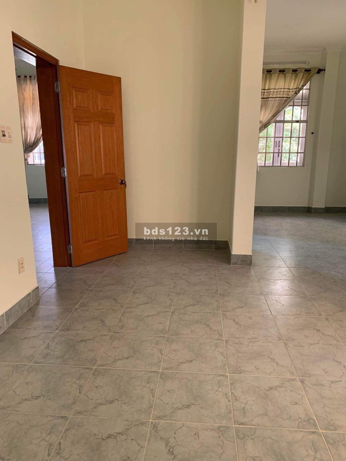 Biệt thự hẻm xe tải, 170m2 3pn 3wc. Phù hợp làm văn phòng, trung tâm dạy học, spa...