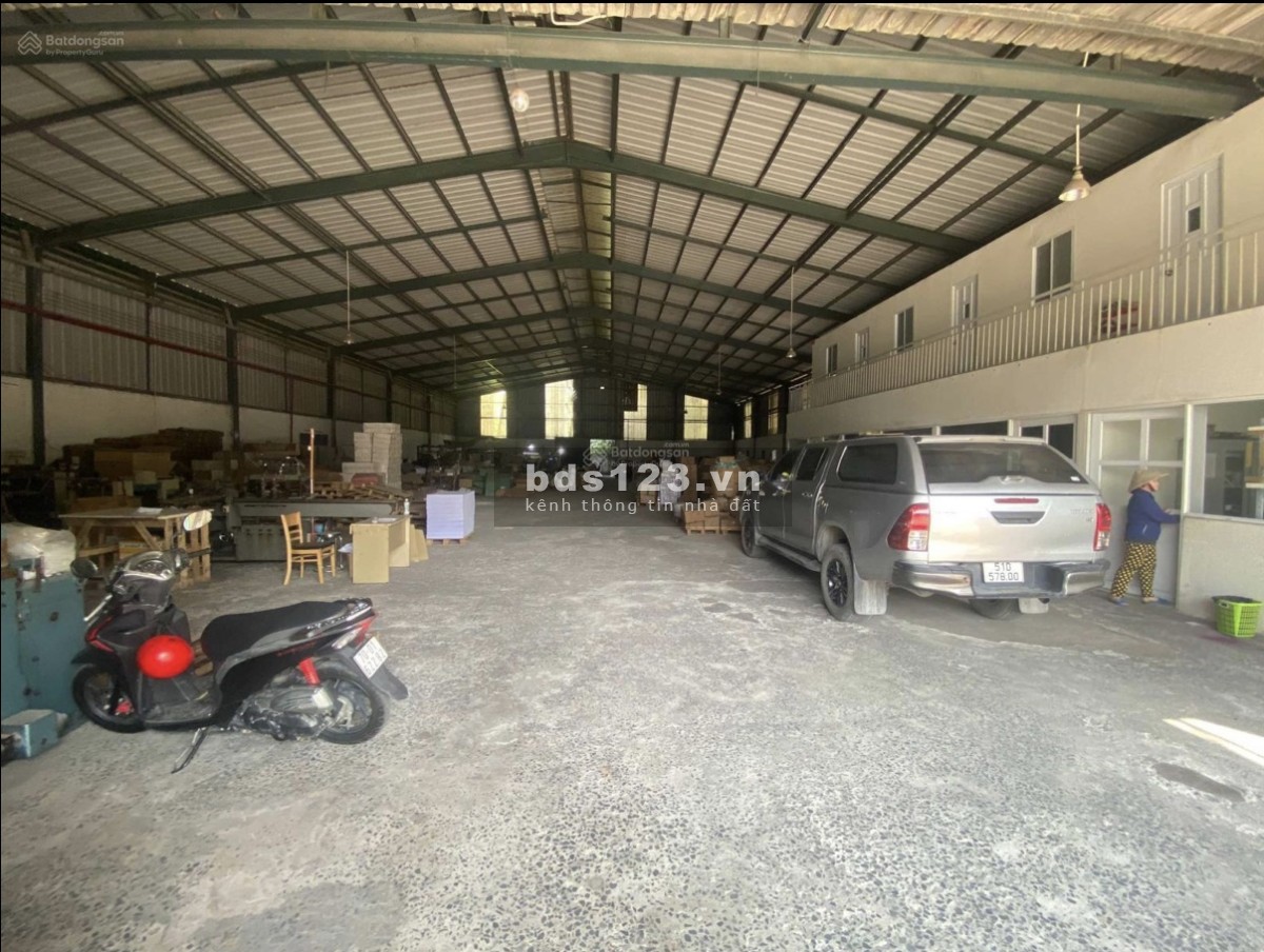 Kho bãi xưởng cho thuê 1500m2 Thạnh Lộc Quận 12