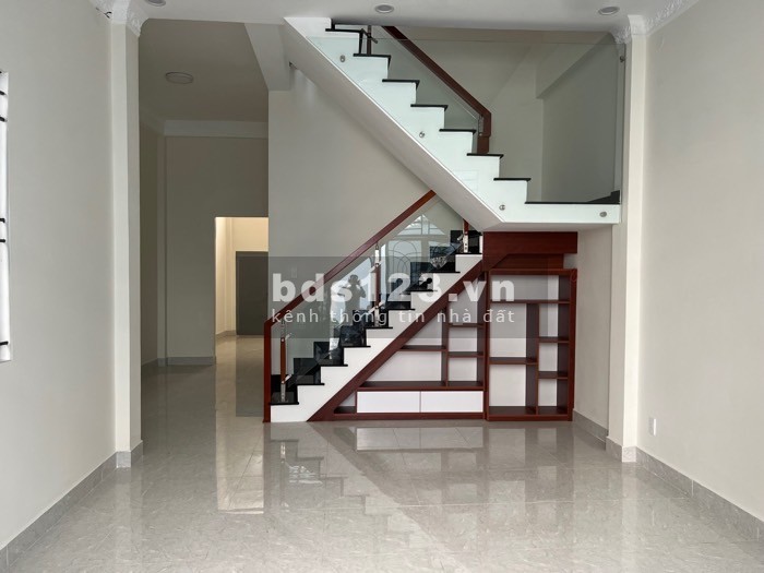 Nhà 2 mặt hẻm, rộng bao la 6M X 20M giá chỉ nhỉnh 5 tỷ