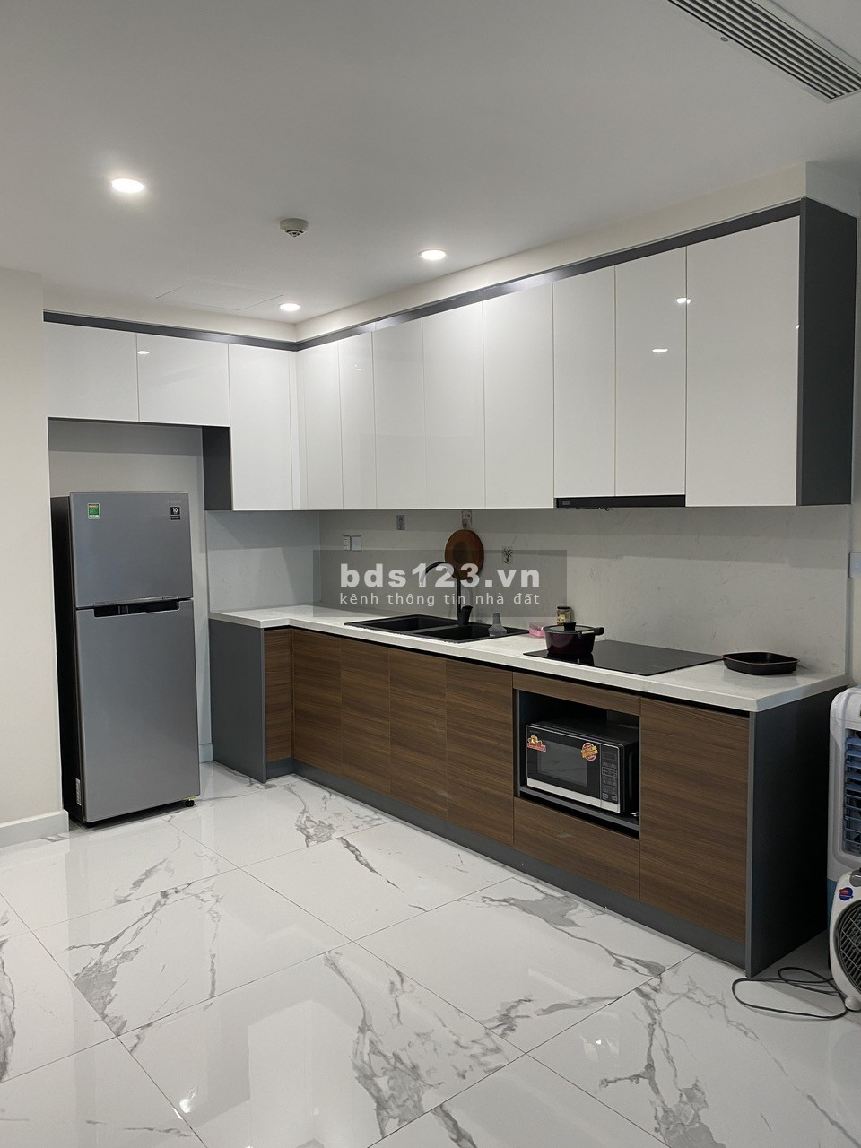 Tôi là chủ nhà cần cho thuê chcc 16 Phạm Hùng dụ án Sunshine Center