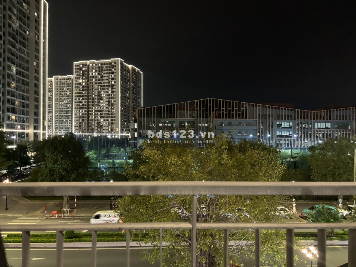 Cần gửi bán gấp căn hộ 1N+1, Full đồ thiếu ( máy giặt, tivi), Vinhomes Ocean Park.