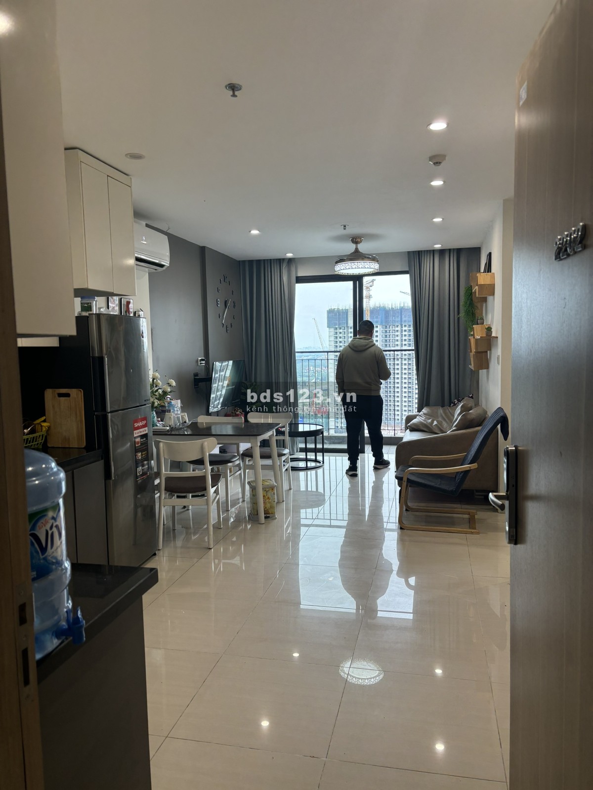 Bán gấp căn hộ 2N1WC Tại Vinhomes Ocean Park, Full đồ, 2 tỷ nét