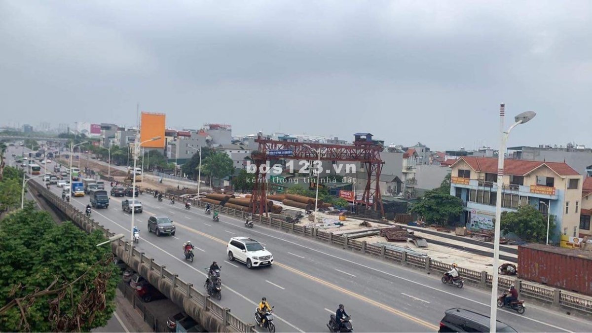 HÀNG HIẾM - SIÊU PHẨM PHÂN LÔ, Ô TÔ VÀO CỬA NHÀ PHỐ ĐÀM QUANG TRUNG