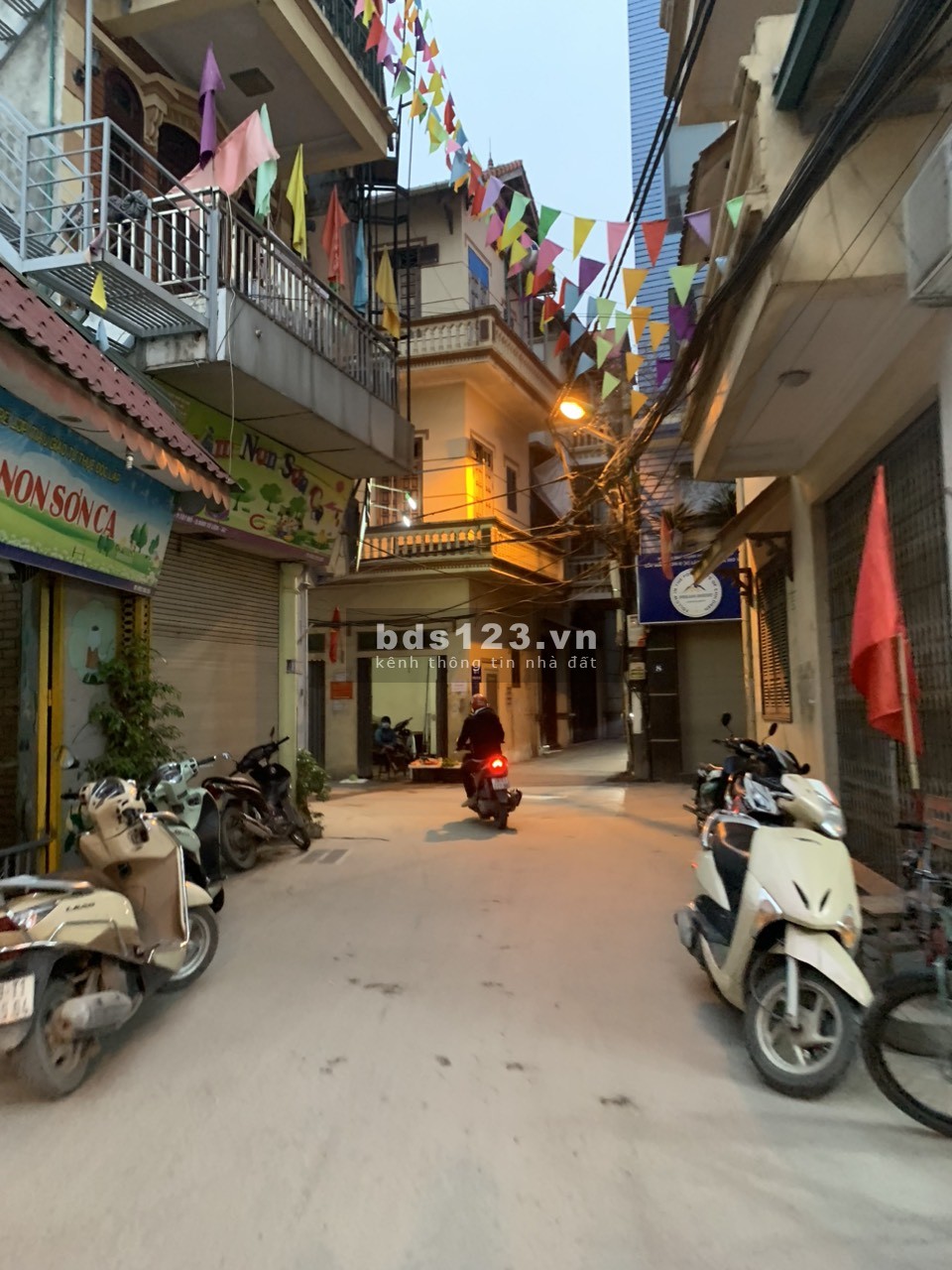 BÁN NHÀ TÂY MỖ, NAM TỪ LIÊM, TIỆN ÍCH VIN SMART CITY, NHÀ 5 TẦNG XÂY ĐẸP LUNG LINH, 4.6TỶ
